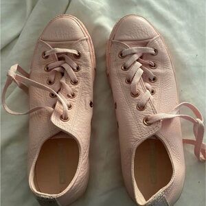 Converse Women's Light Pink Leather Sneakers